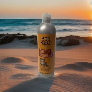TIGI Bedhead Colour Goddess Oil Infused 25.36 Oz Shampoo Brand New.